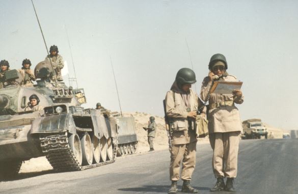 پرونده:مجاهدین در جریان جنگ خلیج اول.JPG