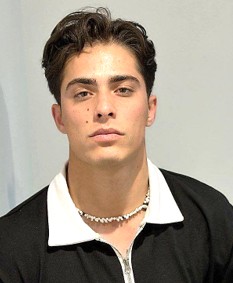 پرونده:مهرداد مشتاقی1.jpg