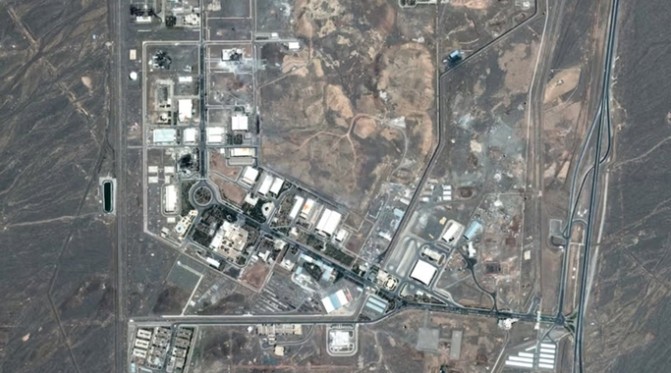 پرونده:مورد اصابت قرار گرفتن تأسیسات غنی‌سازی اورانیوم نطنز توسط آمریکا و اسرائیل در اول فروردین.jpg