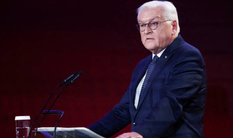 پرونده:فرانک والتر اشتاین مایر، رئیس‌جمهور آلمان، جنگ جاری علیه ایران را «اشتباه فاجعه‌بار» و برخلاف قوانین بین‌المللی توصیف کرد.jpg