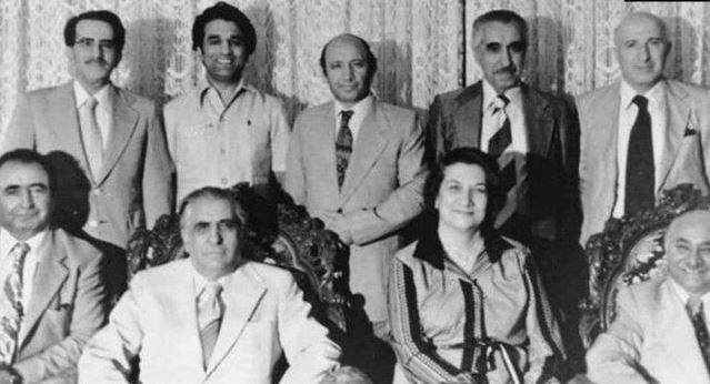 پرونده:اعضای محفل اول پس از انقلاب ۵۷.JPG