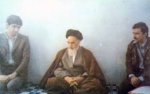 مسعود رجوی و موسی خیابانی در دیدار با خمینی.jpg