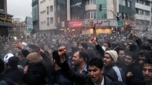 انبوه تظاهرکنندگان در اعتراضات دی‌ماه ۱۳۹۶