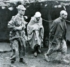 فرانسوی ها در الجزایر.JPG