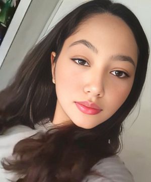 نیوشا حمیدی1.jpg