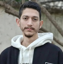 حافظ فروحی؛3.jpg