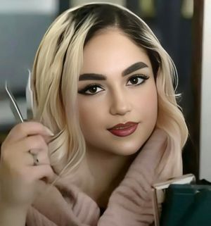 گلسا شریفی،یزد.jpg