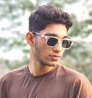 عرفان آزرده1.jpg