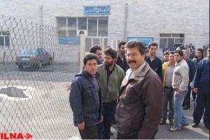 تجمع کارگران شهاب خودرو.JPG