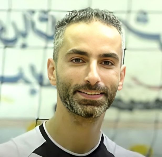 پرونده:میلاد افروخته،رشت.jpg