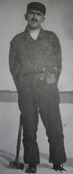 پرونده:حسین ضیا؛3.jpg