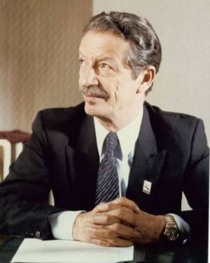 ش. بختیار3.JPG