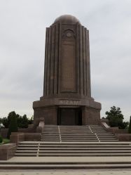 مقبره نظامی گنجوی در شهر گنجه جمهوری آذربایجان