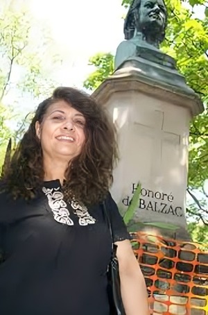دکتر زری اصفهانی
