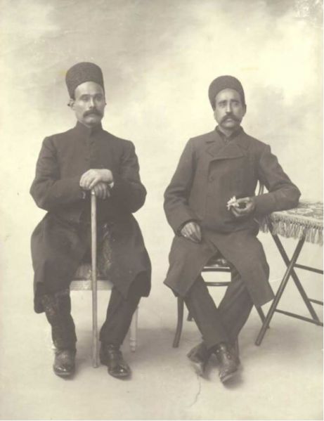 پرونده:ستارخان و باقرخان.JPG