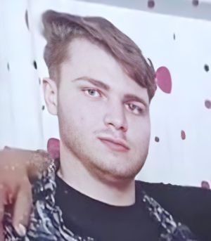 علی جوان بخت1.jpg