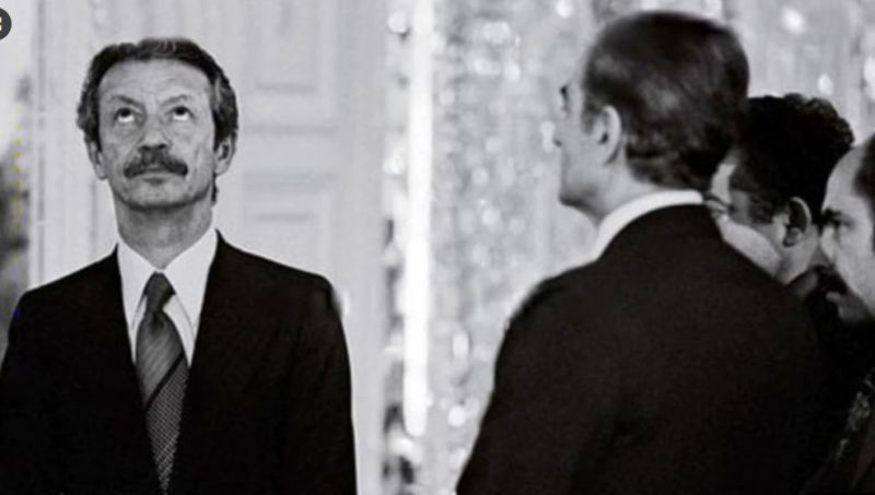 پرونده:شاپور و شاه....JPG