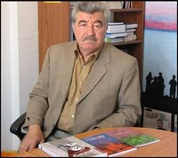 عبدالحسین ناهیدی آذر.jpg