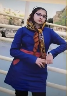 دنیا فرهادی