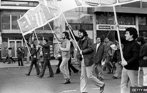 ویکتور خارا ـ انقلاب