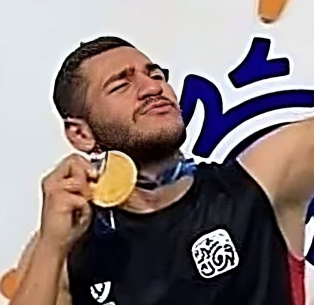 پرونده:احمد خسروانی1.jpg