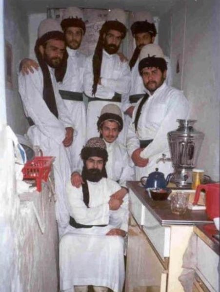 پرونده:سیدخلیل و یارانش.JPG