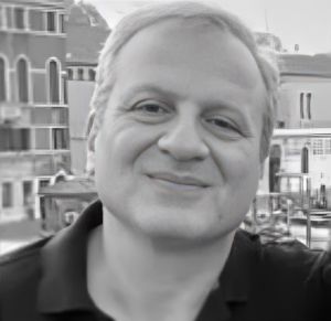 علی عباس زورقچیان.jpg