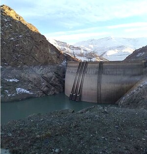 خالی شدن آب سد کرج.jpg