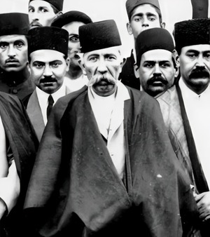 میرزا حسن خان مستوفی الممالک.jpg