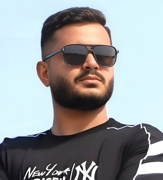 پرونده:آرش ملکشاهی مهترکلاته،گرگان.jpg