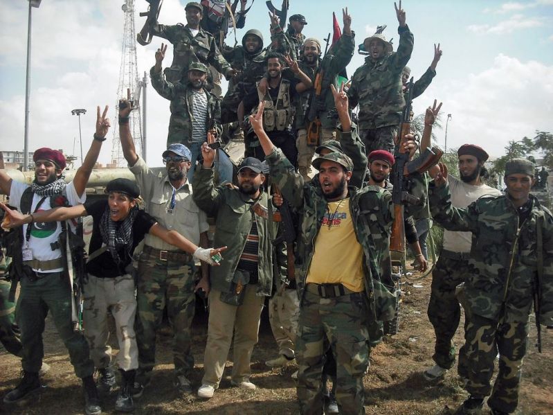 پرونده:انقلابیون لیبی.JPG