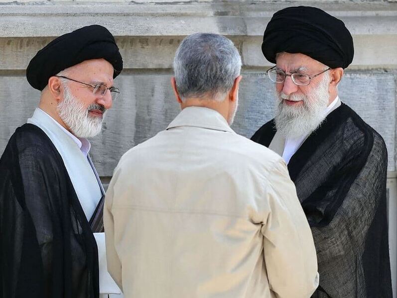 پرونده:اصغر حجازی؛ خامنه‌ای.JPG