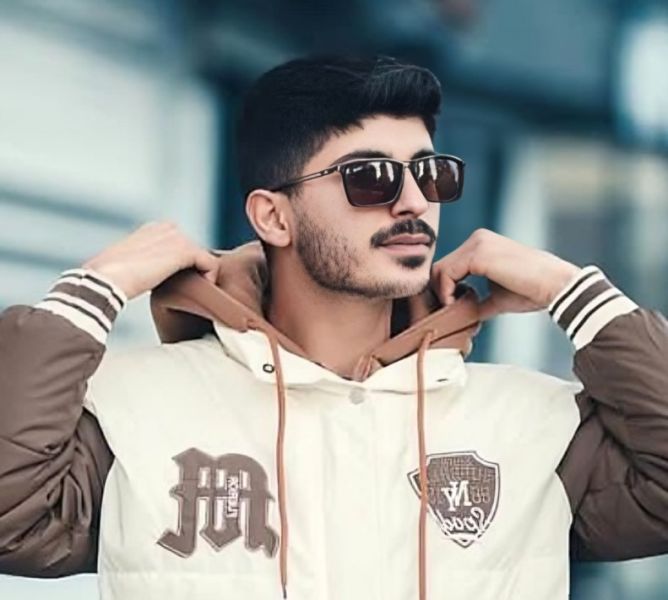 پرونده:یاسر مجیدی،اراک.jpg