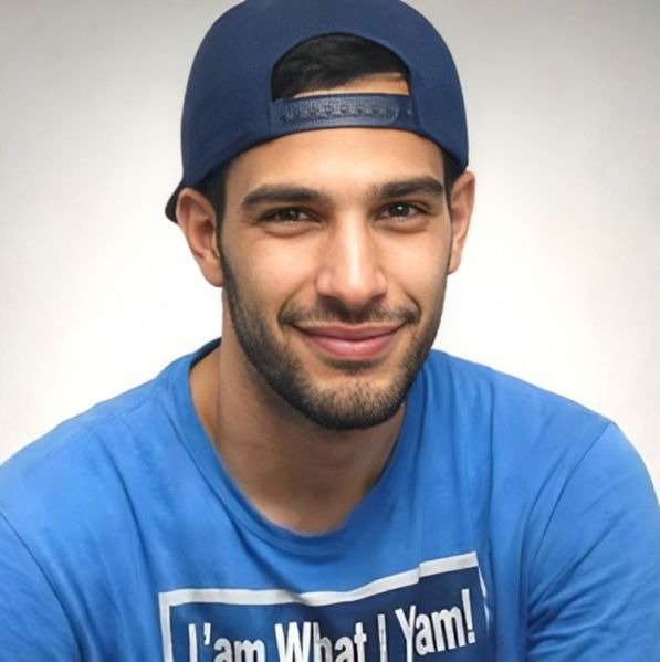 پرونده:شاهین واحدپرست1.jpg