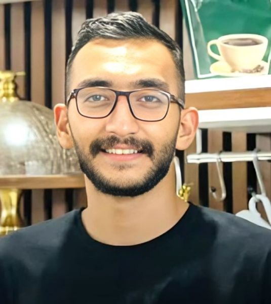 پرونده:پوریا باقری1.jpg