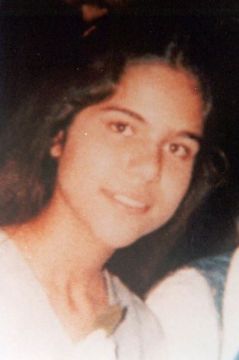مونا محمودنژاد