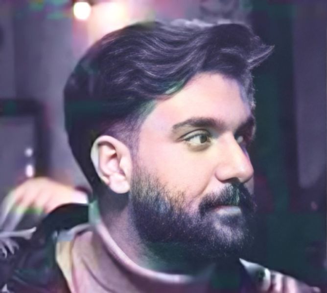 پرونده:محمدحسین موسوی1.jpg