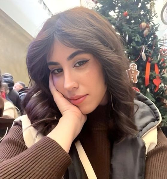 پرونده:الینا حجتی1.jpg