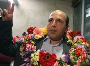 علی‌ وکیلی‌راد پس از آزادی از زندان و ورود به ایران