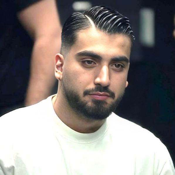 پرونده:امید عظیمی1.jpg