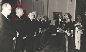 دیدار رضازاده شفق و اعضای مجلس سنا با محمدرضا پهلوی