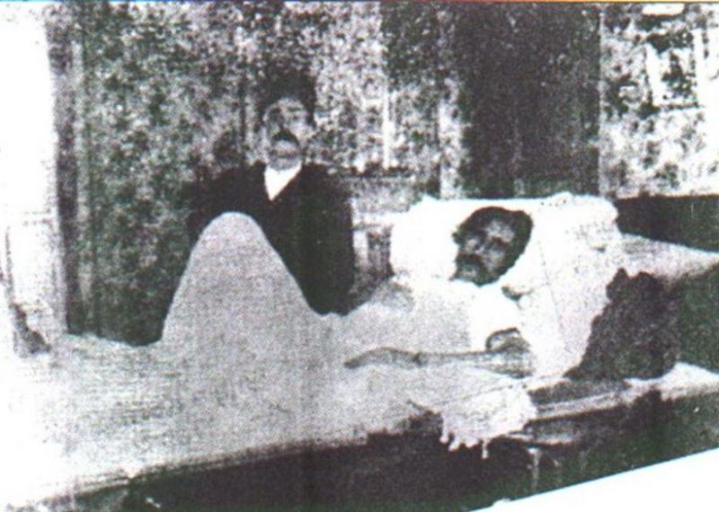 پرونده:ستارخان در بیمارستان.JPG