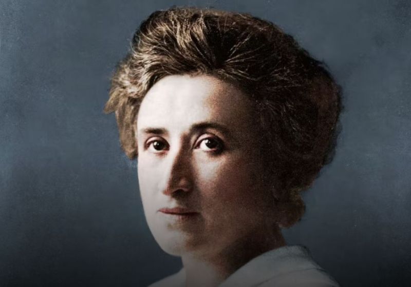 پرونده:رزا ۳.JPG