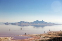نمای دریاچه ارومیه.jpg