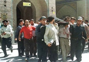 جنازه‌ی اسدالله لاجوردی در بازار تهران
