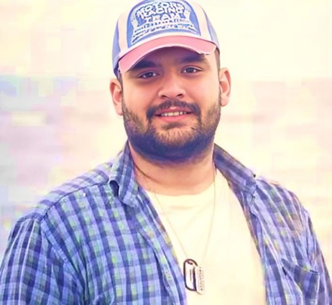 پرونده:احمد عباسی1.jpg