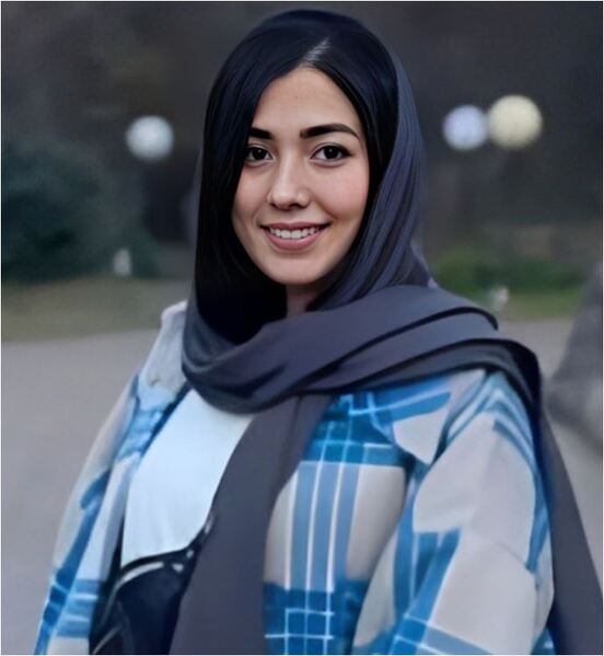 پرونده:حنانه کیا.JPG